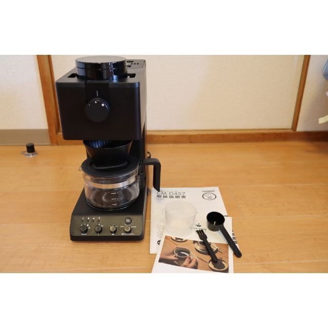 TWINBIRD(ツインバード)の豆から挽ける全自動コーヒーメーカー ツインバード CM-D457B スマホ/家電/カメラの調理家電(コーヒーメーカー)の商品写真