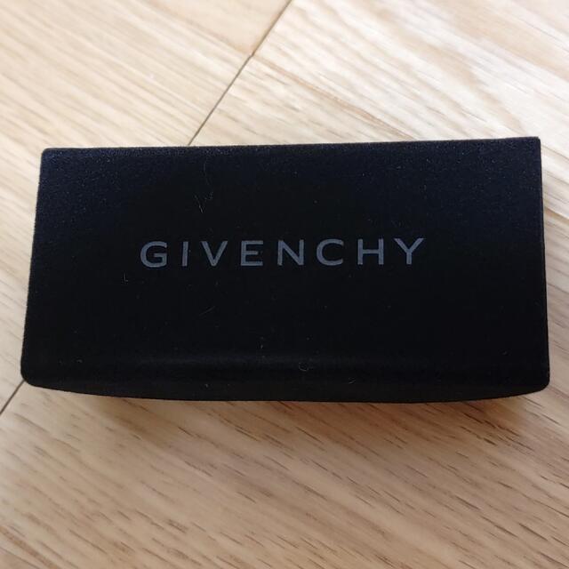 GIVENCHY(ジバンシィ)のGIVENCHY♡リップケース♡ノベルティ エンタメ/ホビーのコレクション(ノベルティグッズ)の商品写真