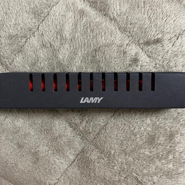 LAMY(ラミー)のLAMY  万年筆　レッド　Safari インテリア/住まい/日用品の文房具(ペン/マーカー)の商品写真