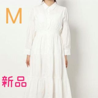 マジェスティックレゴン(MAJESTIC LEGON)のデザインスリーブティアードワンピ　新品　即発送(ロングワンピース/マキシワンピース)