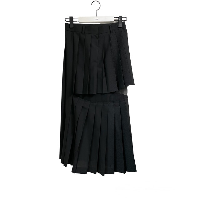 sacai - 【未使用】sacai Suiting x Chiffon Skirtの通販 by sacai - 【未使用】sacai Suiting x Chiffon Skirtの通販 by