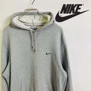 ナイキ(NIKE)のNIKE ナイキ ワンポイント スウッシュ パーカー(パーカー)