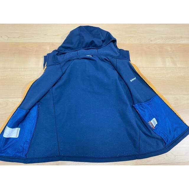 mont bell(モンベル)のモンベル　キッズ　パーカー　アウター　150 キッズ/ベビー/マタニティのキッズ服男の子用(90cm~)(ジャケット/上着)の商品写真