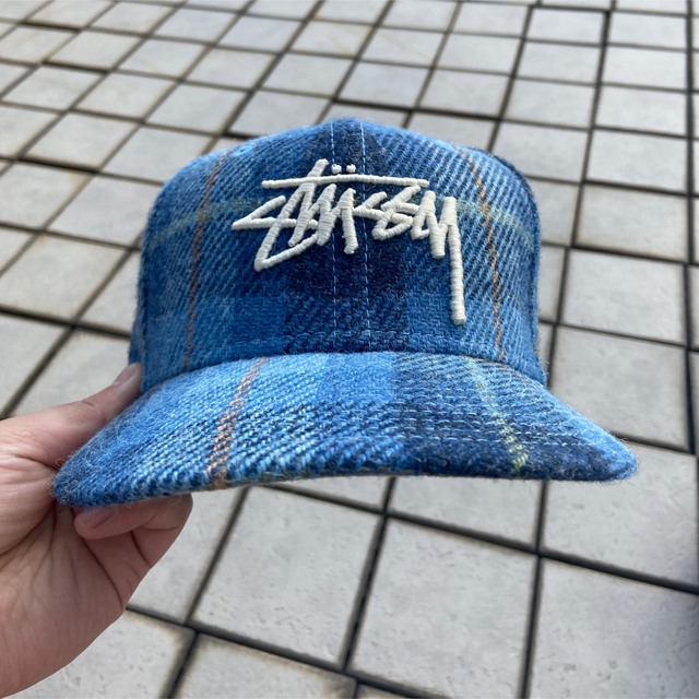 STUSSY(ステューシー)のstussy Harris Tweed NewEra サイズ7-3/8 メンズの帽子(キャップ)の商品写真