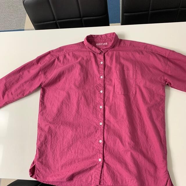 SUNVALLEY(サンバレー)のレディース長袖シャツ　綿100%シャツ　SUN VALLEYシャツ　 レディースのトップス(シャツ/ブラウス(長袖/七分))の商品写真