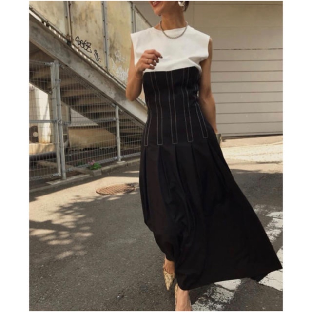 Ameri VINTAGE(アメリヴィンテージ)の最終値下げ！ Ameri アメリ STITCH TUCK DRESS ワンピース レディースのワンピース(ロングワンピース/マキシワンピース)の商品写真