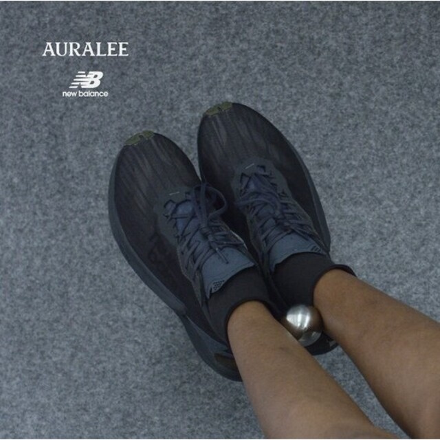 AURALEE × NEW BALANCE FUELCELL SPEEDRIFT