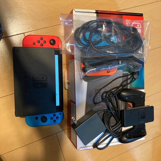 Nintendo Switch  本体　旧型
