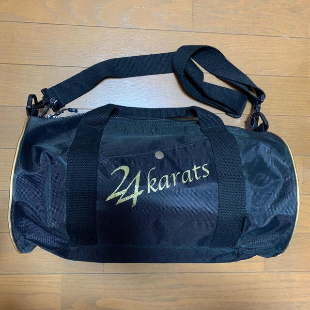 24karats(トゥエンティーフォーカラッツ)の24karats ドラムバッグ エンタメ/ホビーのタレントグッズ(ミュージシャン)の商品写真