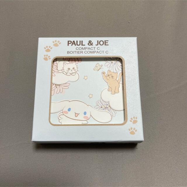 PAUL & JOE(ポールアンドジョー)のポール&ジョー　シナモロールコラボ　シナモン コンパクトC コスメ/美容のメイク道具/ケアグッズ(ボトル・ケース・携帯小物)の商品写真