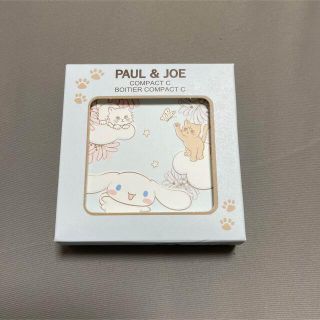 ポールアンドジョー(PAUL & JOE)のポール&ジョー　シナモロールコラボ　シナモン コンパクトC(ボトル・ケース・携帯小物)