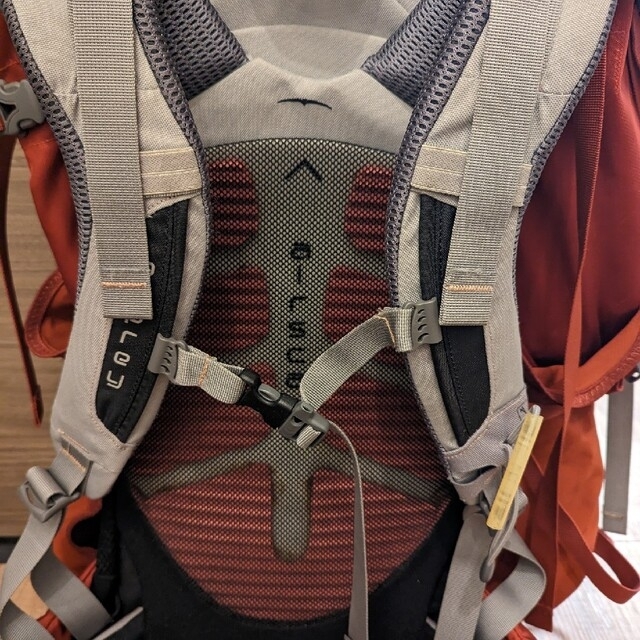 Osprey(オスプレイ)のOSPREY aether60 Mサイズ スポーツ/アウトドアのアウトドア(登山用品)の商品写真