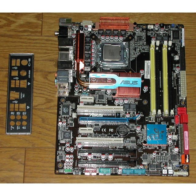 難ありマザボ　ASUS  P5Q-E  LGA775　E8500付き