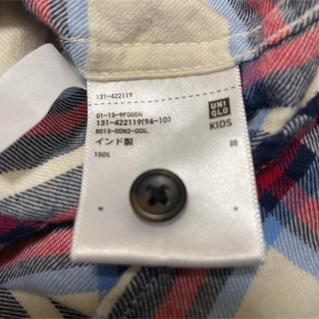 UNIQLO(ユニクロ)の140シャツ キッズ/ベビー/マタニティのキッズ服女の子用(90cm~)(ブラウス)の商品写真