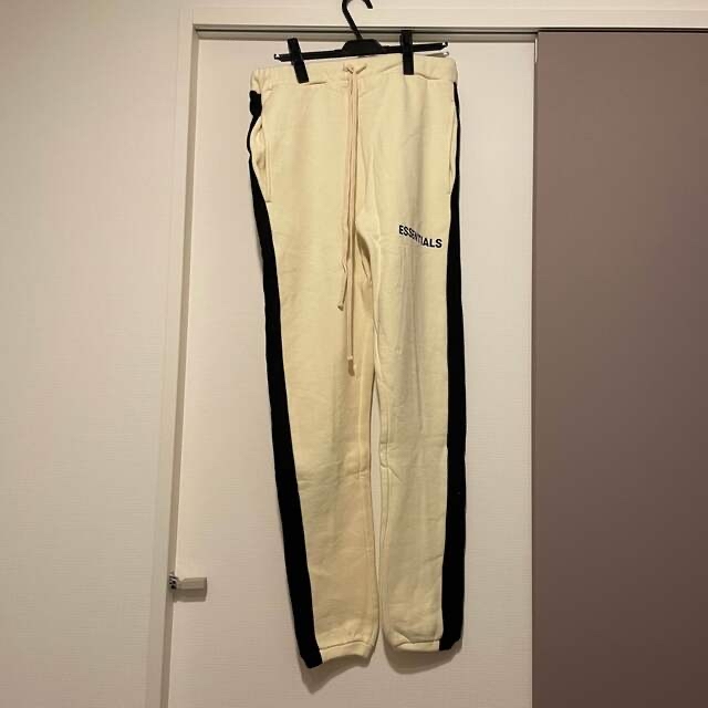 FEAR OF GOD(フィアオブゴッド)のエッセンシャルズ　初期スウェットパンツ　Sサイズ メンズのトップス(スウェット)の商品写真