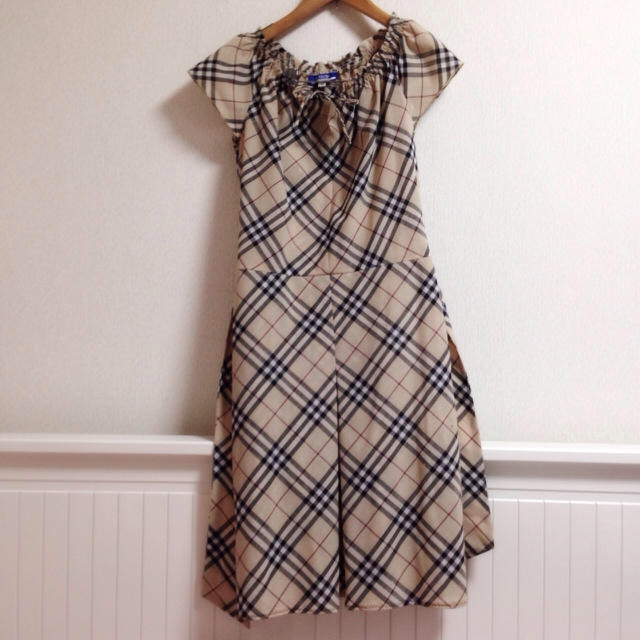BURBERRY - burberry ワンピース