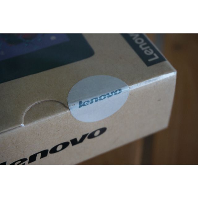 新品未開封 ソフトバンク Lenovo TAB2 501LV パールホワイト