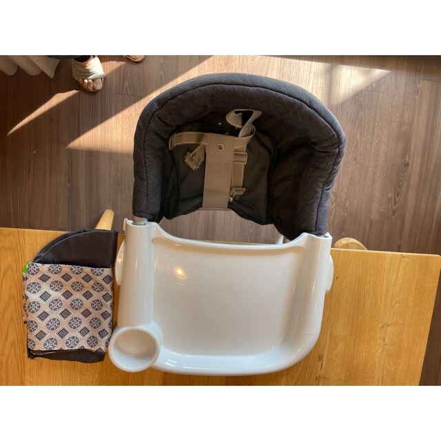 Inglesina(イングリッシーナ)のイングリッシーナ ファスト ジーンズ  ベビーチェアー キッズ/ベビー/マタニティの寝具/家具(その他)の商品写真