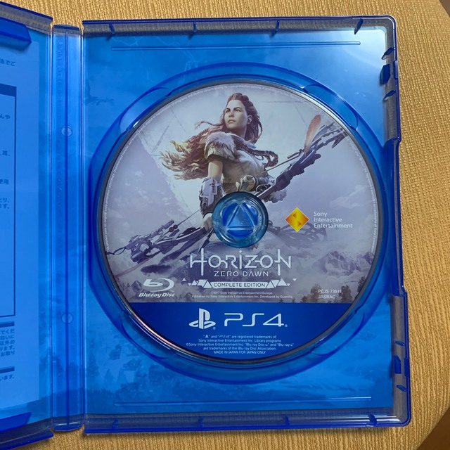 Horizon Zero Dawn Complete Edition（PlayS エンタメ/ホビーのゲームソフト/ゲーム機本体(家庭用ゲームソフト)の商品写真