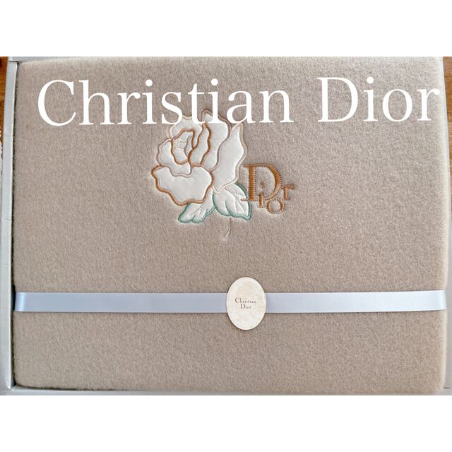 Christian Dior(クリスチャンディオール)のChristian Dior毛布　クリスチャンディオール　ベージュ　ブランケット インテリア/住まい/日用品の寝具(毛布)の商品写真