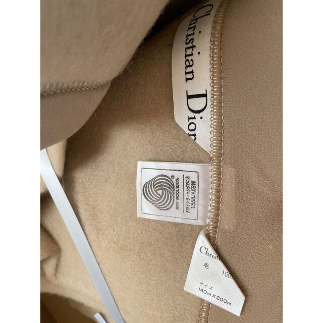 Christian Dior(クリスチャンディオール)のChristian Dior毛布　クリスチャンディオール　ベージュ　ブランケット インテリア/住まい/日用品の寝具(毛布)の商品写真