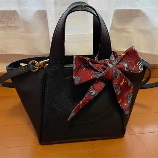 チャールズアンドキース(Charles and Keith)のチャールズアンドキース　バッグ(ハンドバッグ)