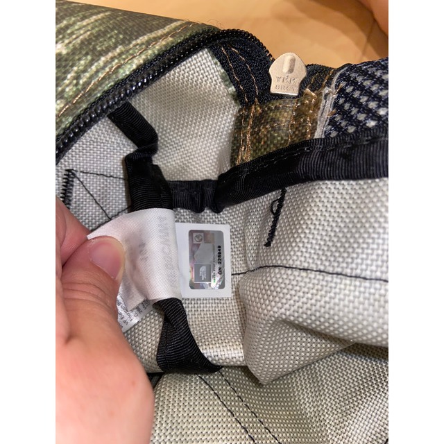 THE NORTH FACE(ザノースフェイス)のTHE NORTH FACE ノースフェイス ダッフルバック メンズのバッグ(ボストンバッグ)の商品写真