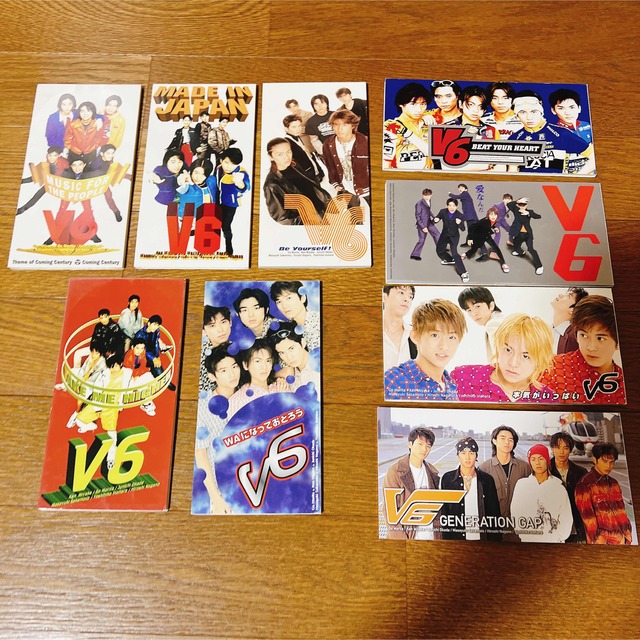 V6(ブイシックス)のV6 シングルCD 16枚セット エンタメ/ホビーのCD(ポップス/ロック(邦楽))の商品写真