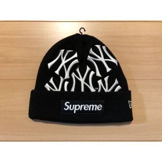 シュプリーム(Supreme)のNew York Yankees Box Logo Beanie　黒(ニット帽/ビーニー)