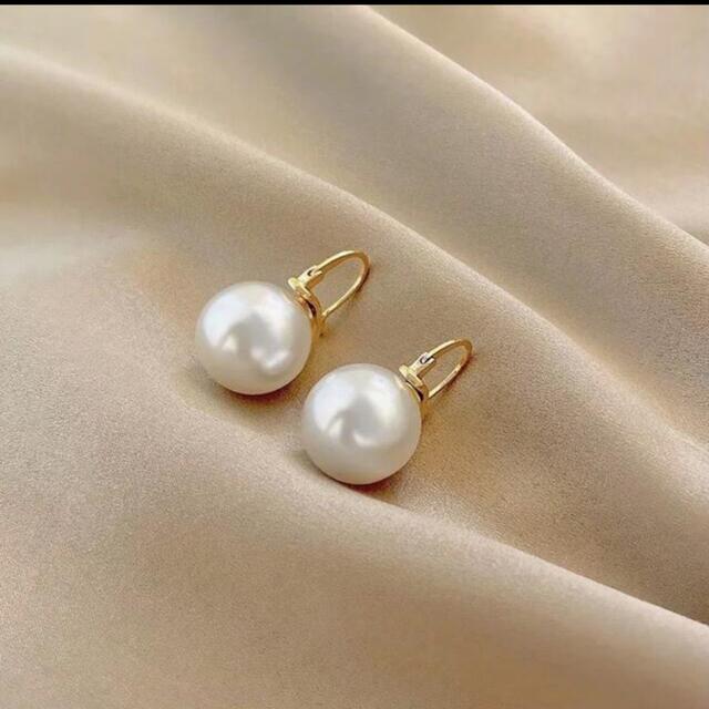 パール　ピアス　18金 レディースのアクセサリー(ピアス)の商品写真