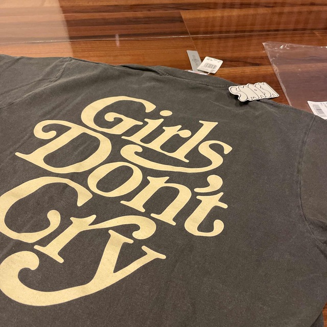 GDC(ジーディーシー)のGirls Don’t Cry 伊勢丹POPUP Tee Black L メンズのトップス(Tシャツ/カットソー(半袖/袖なし))の商品写真