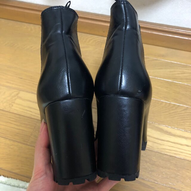 H&M(エイチアンドエム)のH&M✦40（25.6㎝）ショートブーツ✦レディース レディースの靴/シューズ(ブーツ)の商品写真