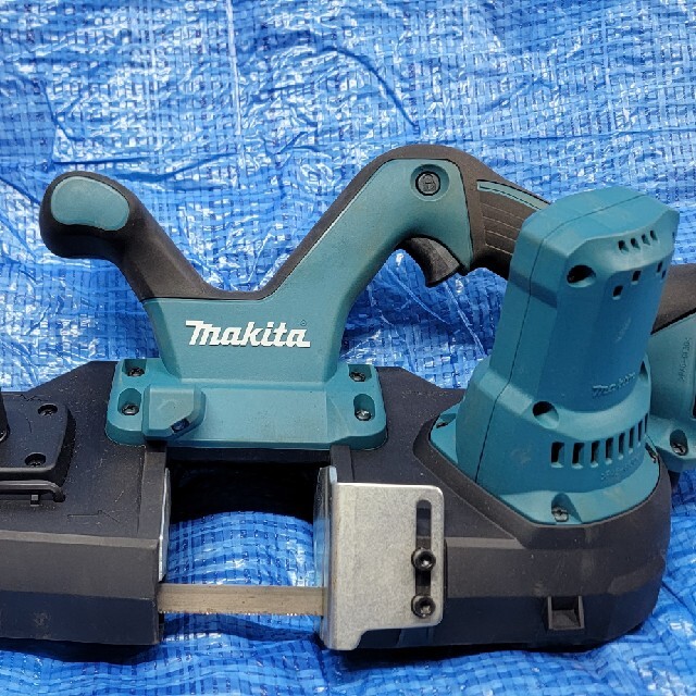 マキタ makita マキタ 40Vmax充電式ポータブルバンドソー PB001GZ 本体のみ 