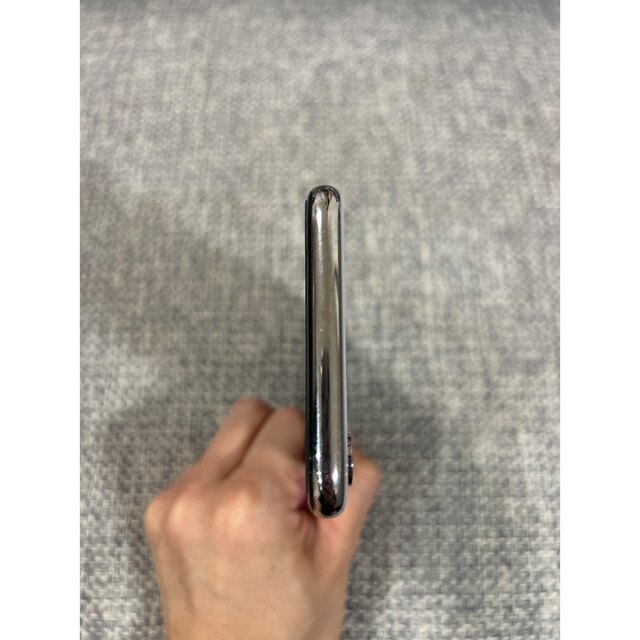 Apple(アップル)のiPhoneX 64G ホワイト　Apple製品 スマホ/家電/カメラのスマートフォン/携帯電話(スマートフォン本体)の商品写真