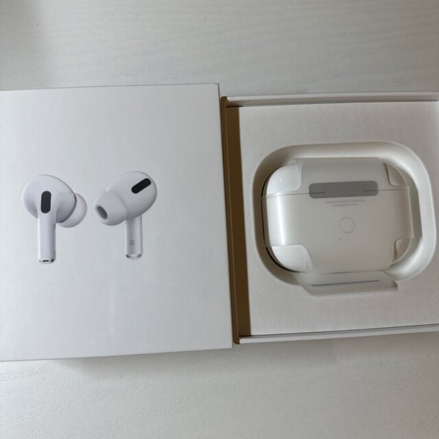 人気アイテム」 MagSafe対応 airpods 美品 MLWK3J/A