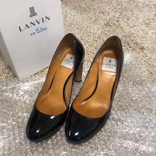 ランバンオンブルー(LANVIN en Bleu)の【ゆかさま専用】LANVIN en Blue 黒エナメルパンプス(ハイヒール/パンプス)