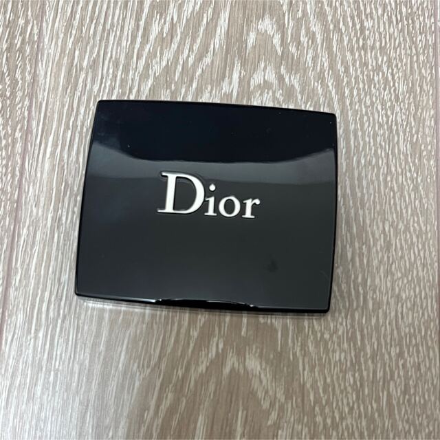 Christian Dior(クリスチャンディオール)のDIOR サンククルールクチュール1947 コスメ/美容のベースメイク/化粧品(アイシャドウ)の商品写真