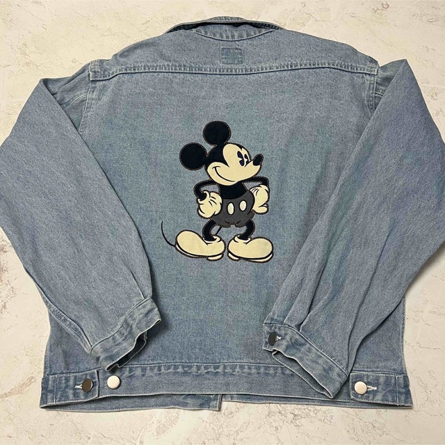 Disney(ディズニー)のDisney ミッキー　デニムジャケット　デニムシャツ メンズのジャケット/アウター(Gジャン/デニムジャケット)の商品写真