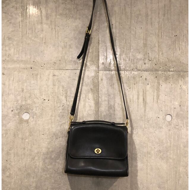 COACH(コーチ)のオールドコーチ OLDCOACH ターンロック クラブタンレザー レディースのバッグ(ショルダーバッグ)の商品写真