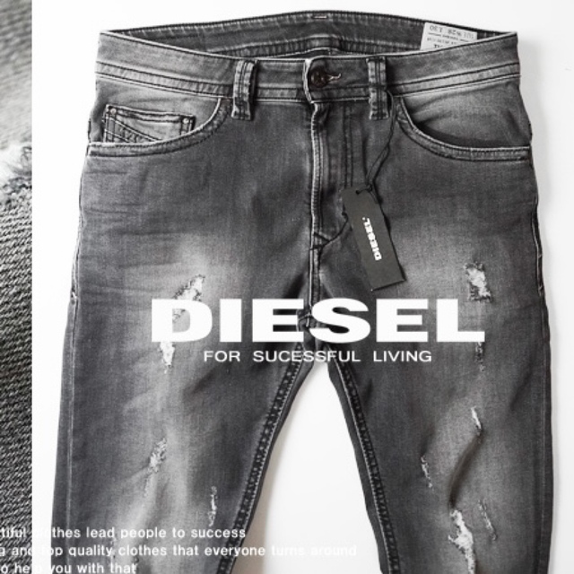 新品4万【DIESEL】THAVARクラッシュリップストレッチスキニーデニム28