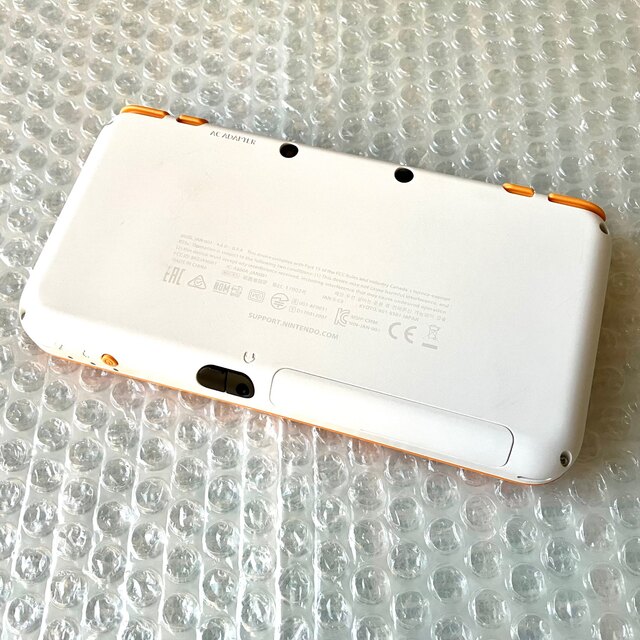 【箱付】Newニンテンドー2DS LL ホワイト×オレンジ 本体 ソフト付