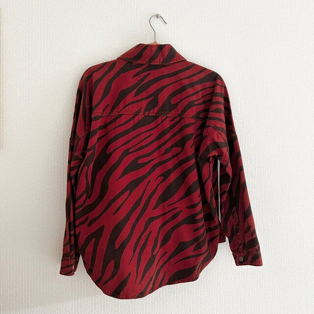 ZARA - ゼブラ柄デニムジャケット♡ZARAの通販 by petit♡shop ZARA - ゼブラ柄デニムジャケット♡ZARAの通販 by petit♡shop