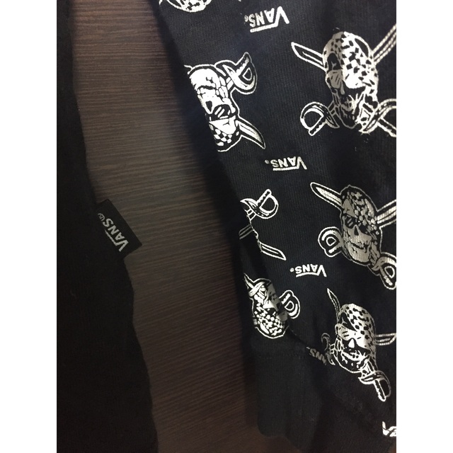 VANS(ヴァンズ)のVANS ロンT メンズのトップス(Tシャツ/カットソー(七分/長袖))の商品写真