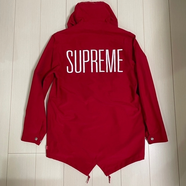 Supreme(シュプリーム)の送料込 S Supreme Taped Seam Fishtail Parka メンズのジャケット/アウター(モッズコート)の商品写真