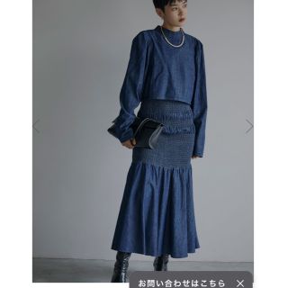 アメリヴィンテージ(Ameri VINTAGE)の2WAY DENIM RANDOM SHIRRING DRESS(ロングワンピース/マキシワンピース)