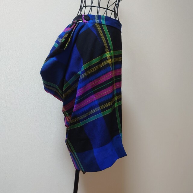 Vivienne Westwood(ヴィヴィアンウエストウッド)の名作メトロポリタンタータン バッスルスカート レディースのスカート(ひざ丈スカート)の商品写真