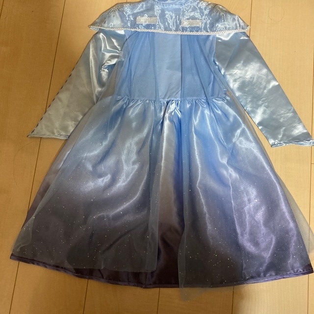 エルサ　ドレス　95 100  即日発送可 エンタメ/ホビーのコスプレ(衣装)の商品写真