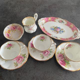 ロイヤルアルバート(ROYAL ALBERT)のロイヤルアルバート　ティーカップセット(グラス/カップ)