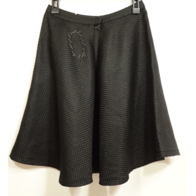 OKIRAKU(オキラク)のオキラク　レディース　1  S フレア　スカート　ブラック レディースのスカート(ひざ丈スカート)の商品写真