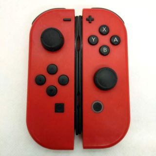 ニンテンドースイッチ　ジョイコン　レッド　左右セット(家庭用ゲーム機本体)